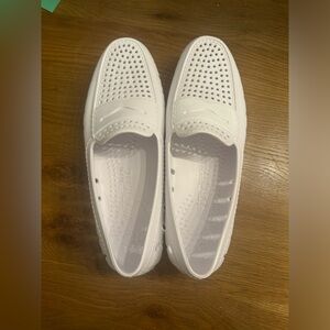NWOT FLOAFERS MENS WHITE DRIVING SHOES SZ 11